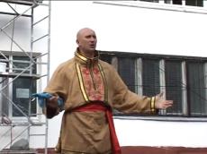 Петр Филаретов на открытии соревнований "Серебряный нож"