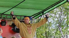 Выступление Петра Филаретова на юбилее поселка Новоборский 7 сентября 2013 года