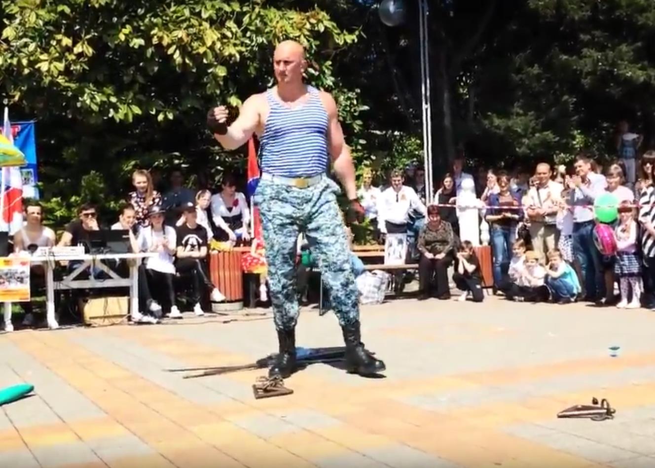 Петр Филаретов выступил на акции "Рекорд Победы"